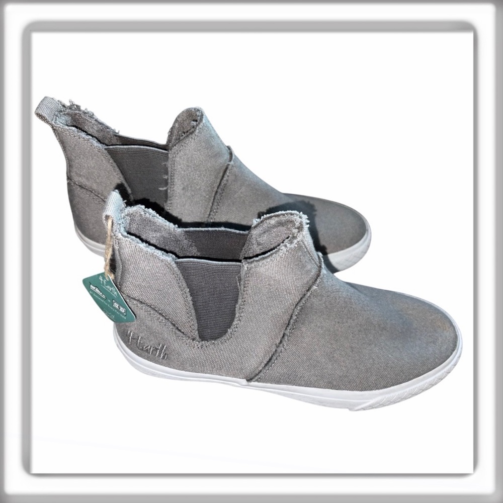 NWT Blowfish Malibu Women's Torta 4Earth Sneakers Canvas Steel Gray Size 7